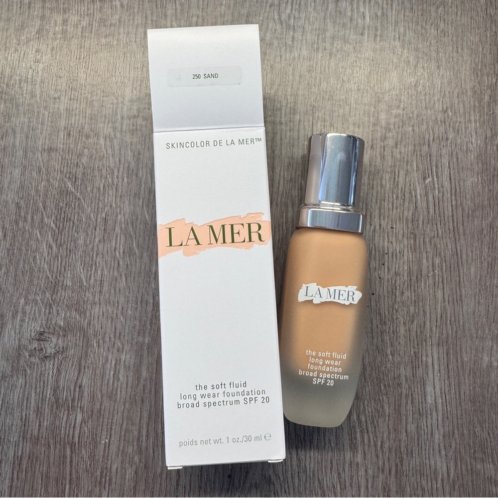 La Mer The Soft Fluid Long Wear Foundation SPF 20 Shade 250 Sand 30ml NIB